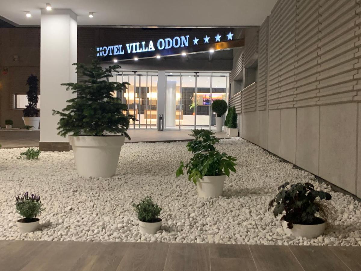 Hotel Villa Odon Villaviciosa de Odón Dış mekan fotoğraf